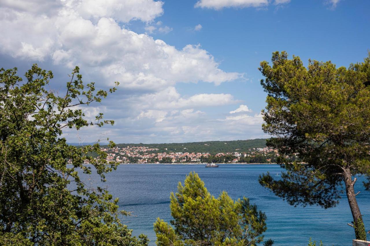 Apartments Ana Malinska Zewnętrze zdjęcie