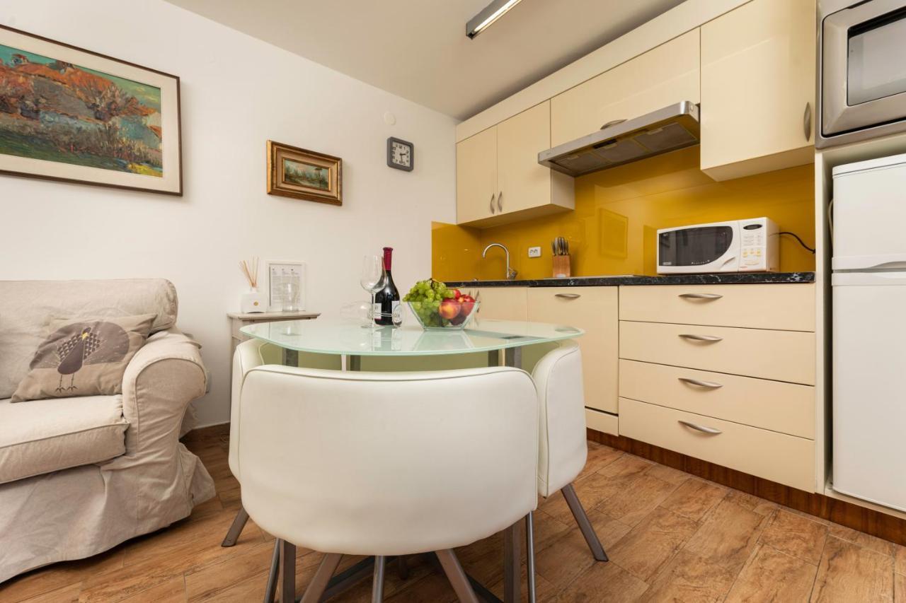 Apartments Ana Malinska Zewnętrze zdjęcie