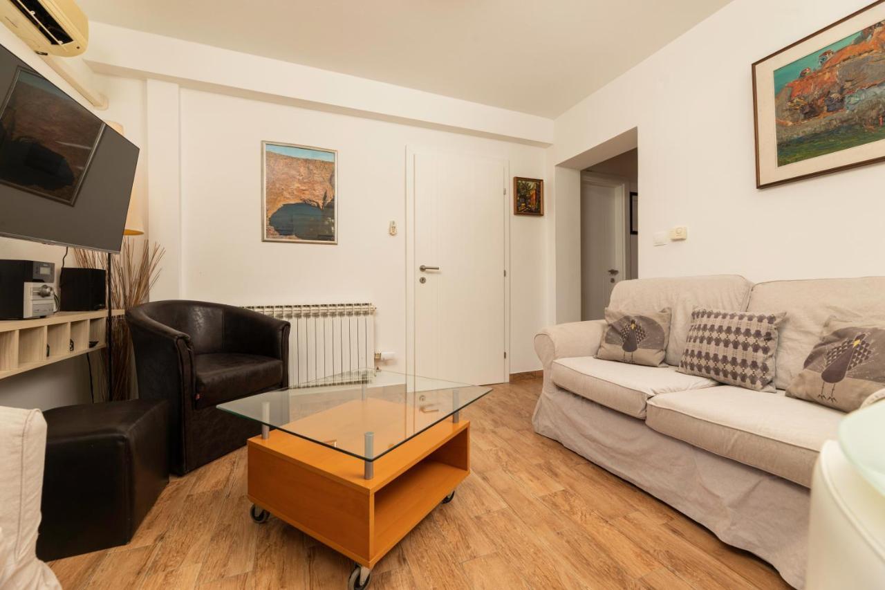 Apartments Ana Malinska Zewnętrze zdjęcie