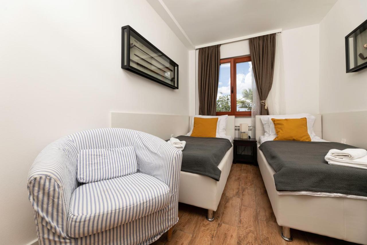 Apartments Ana Malinska Zewnętrze zdjęcie