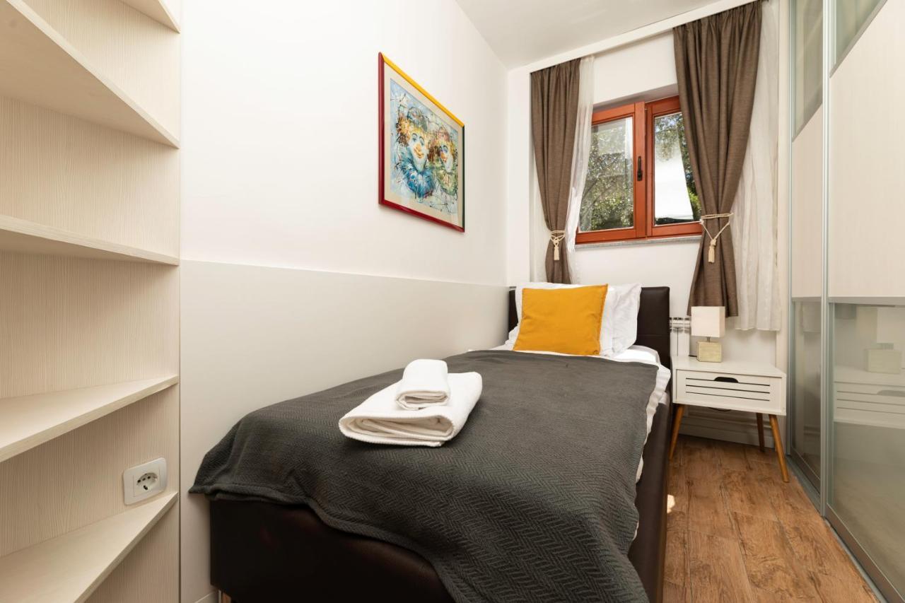 Apartments Ana Malinska Zewnętrze zdjęcie