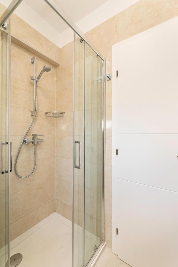 Apartments Ana Malinska Zewnętrze zdjęcie