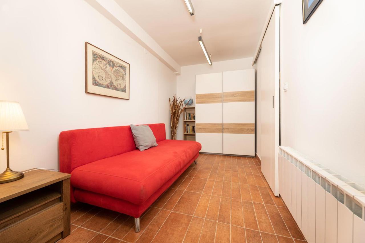 Apartments Ana Malinska Zewnętrze zdjęcie