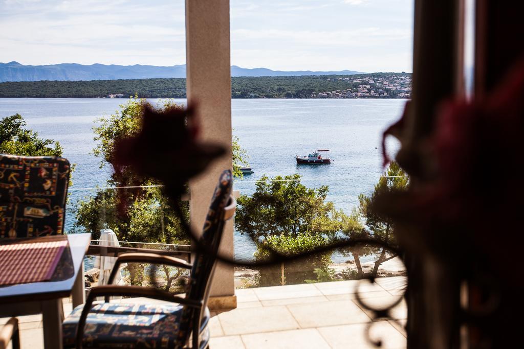Apartments Ana Malinska Zewnętrze zdjęcie